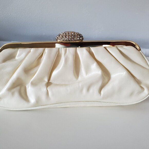 Zeca Handbags - Zeca Italy Design Clutch Purse